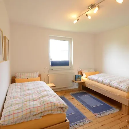Ruhiges In Lommersdorf Mit Garten By Interhome Hébergement de vacances